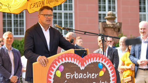 Ministerpräsident Boris Rhein eröffnet die traditionelle Südhessen-Messe auf dem Wiesenmarkt Erbach